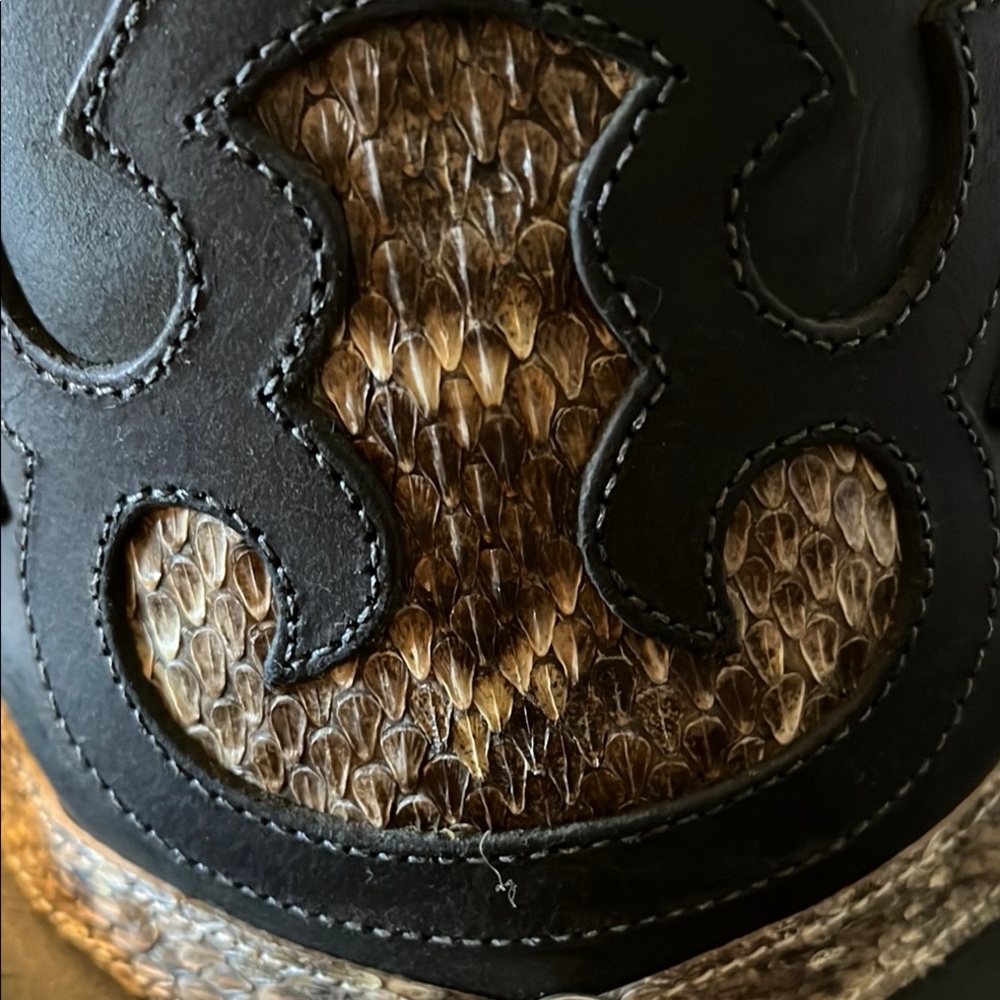 Black Leather Top Hat with Authentic Snakeskin Accents - Picture 5 of 7